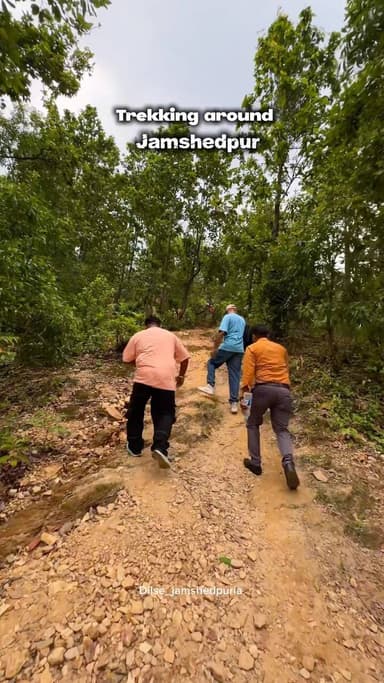 Went trekking around Jamshedpur in search of mental peace…
Found out the real problem was physical fitness.
Mind said: “Let’s heal.”
Legs said: “Bhai, ghar chalo.”
#Jamshedpur #JamshedpurTrekking #TrekkingLife #JamshedpurDiaries #Jharkhand NatureTherapy WeekendVibes DilseJamshedpuria
jamshedpur
jharkhand
instagram
keepsupporting
reelsinstagram
reelkarofeelkaro
reelitfeelit
reels
trending
trendingreels