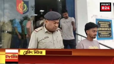 ভগবানগোলায় চার অনুপ্রবেশকারী বাংলাদেশি আটক, পাঠানো হচ্ছে সুতি হোল্ডিং সেন্টারে।