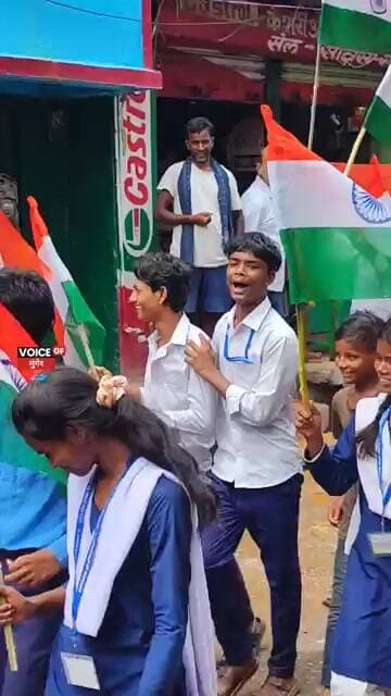CM सम्राट चौधरी के तिरंगा यात्रा, बच्चे लगाने लगे बोल-बम के नारे,हाथों में झंडा लेकर ,VIDEO VIRAL