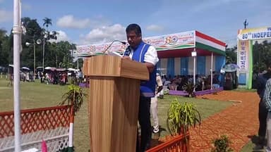 কাঞ্চনপুর মহকুমার প্রশাসনের উদ্দোগে কাঞ্চনপুর ক্রিকেট অ্যাসোসিয়েশন ময়দানে যথাযথ মর্যাদায় পালিত হল ৮০তম স্বাধীনতা দিবস !। জাতীয় পতাকা উত্তোলন করেন কাঞ্চনপুরের বিধায়ক ফিলিপ্স কুমার রিয়াং। এছাড়াও অনুষ্ঠানে উপস্থিত ছিলেন কাঞ্চনপুরের এমডিসি শ্রী শৈলেন্দ্রনাথ, কাঞ্চনপুর মহকুমা শাসক, কাঞ্চনপুর মহকুমা পুলিশ আধিকারিকসহ অন্যান্য বিশিষ্ট ব্যক্তিরা।