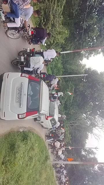 कानपुर नगर के पाली क्षेत्र से निकाली गई भव्य तिरंगा यात्रा सैकड़ो की संख्या में बाइक रैली पाली पेट्रोल पंप से निकली