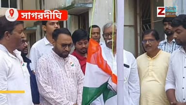 সাগরদীঘি ভূমি দপ্তরে বৃক্ষরোপনের মধ্য দিয়ে পালিত হলো ৮০তম স্বাধীনতা দিবস