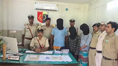 স্বাধীনতা দিবসের দিনেই জুয়ার আসরে হানা,গ্রে/প্তা/র ৩ জুয়ারি রাণীনগরে।
#রাণীনগর #জুয়া #গ্রেপ্তার #মুর্শিদাবাদ #police #পুলিশ