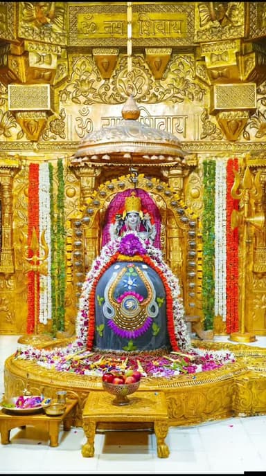 श्री सोमनाथ महादेव मंदिर,
प्रथम ज्योतिर्लिंग - गुजरात (सौराष्ट्र)
दिनांक: 16 अगस्त 2026, श्रावण शुक्ल चतुर्थी - रविवार
प्रातः श्रृंगार
082610524