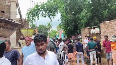 🔴 LIVE | চিঙ্গানী জামে মসজিদের ছাদ ঢালাই ঘিরে উৎসাহ, স্বেচ্ছায় কাজে হাত লাগালেন বহু মানুষ