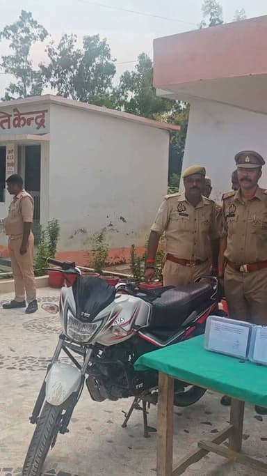 मऊ में मोबाइल लूटकांड का सफल अनावरण, 3 शातिर लुटेरे गिरफ्तार
