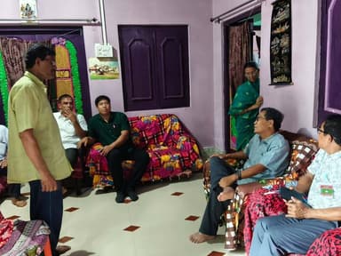 ডক্টর পারমিতা সেনের বাড়িতে বিরোধী দলনেতা