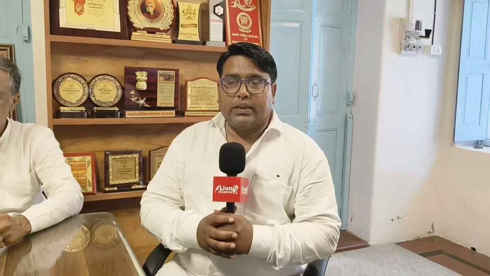 निवर्तमान पालिकाध्यक्ष अर्चना सारस्वत फिर भाग्य आजमाने के लिए लड़ेगी चुनाव