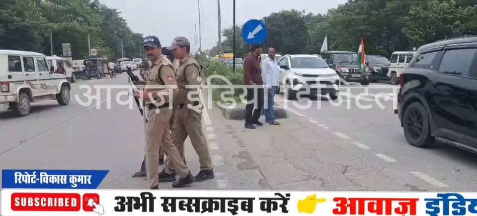 रुद्रपुर में किसानों के प्रदर्शन में बंदू#क लेकर पहुंचे युवक को पुलिस ने हिरा*सत में लिया