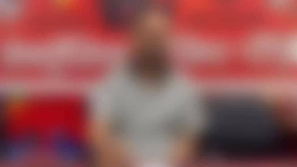 पौड़ी नगर पालिका के डेढ़ साल के कामकाज पर सभासद ने उठाए सवाल, वार्डों में विकास कार्य नहीं होने का आरोप।
पौड़ी नगर पालिका के डेढ़ साल के कार्यकाल को लेकर वार्ड नंबर 4 के सभासद अरविंद रावत ने गंभीर सवाल उठाए हैं। उन्होंने पालिका के कामकाज पर नाराजगी जताते हुए कहा कि वार्डों की मूलभूत समस्याओं के समाधान पर अपेक्षित ध्यान नहीं दिया जा रहा है। उनका आरोप है कि डेढ़ साल का समय बीतने के बावजूद वार्डों में जरूरी और अपेक्षित विकास कार्य नहीं हो पाए हैं, जिससे आम जनता को समस्याओं का सामना करना पड़ रहा है।