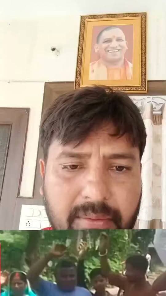 कुरी बाजार-डाडेगांव मार्ग पर ई-रिक्शा पलटा, ठेकेदार संघ अध्यक्ष सभापति पाठक बोले- श्रद्धालुओं की सुरक्षा के लिए तत्काल हो सड़क की मरम्मत; एई एमके चौधरी ने दिया जल्द समाधान का भरोसा
#कुरीबाजार #डाडेगांव #बेलघाट #गोरखपुर #सड़ककीबदहाली #ईरिक्शाहादसा #सभापतिपाठक #ठेकेदारसंघ #लोकनिर्माणविभाग #एमकेचौधरी #कुलेश्वरनाथमंदिर #श्रद्धालु #गोरखपुरन्यूज #ग्रामीणोंकाप्रदर्शन #सड़कहादसा