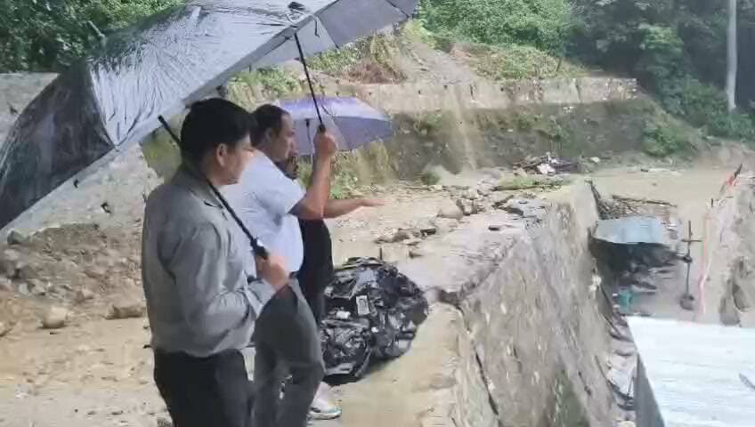 माँ पूर्णागिरि रज्जू मार्ग परियोजना का जिलाधिकारी ने किया स्थलीय निरीक्षण, कार्य में तेजी लाने के निर्देश