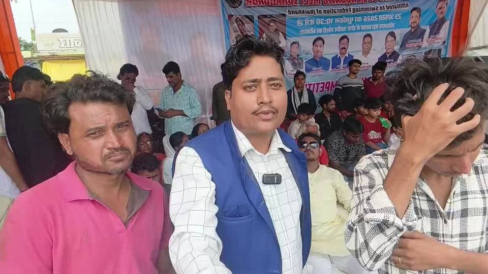 लोहरदगा बड़ा तालाब से लाइव वीडियो IHQ PUBLIC INDIA फेसबुक पेज पर कुछ कार्यक्रम पहले खत्म हुआ कुछ बाकी है प्राइस वितरण समारोह तक आप खबर देख सकतेहैं