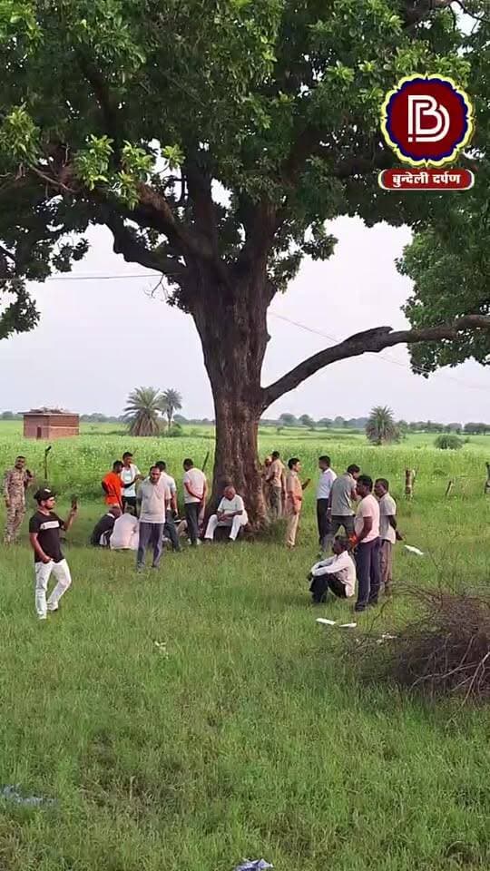 लवकुशनगर दो भाइयों के अपहरण का मामला, कुएँ मे मिले शव, पुलिस मौके पर