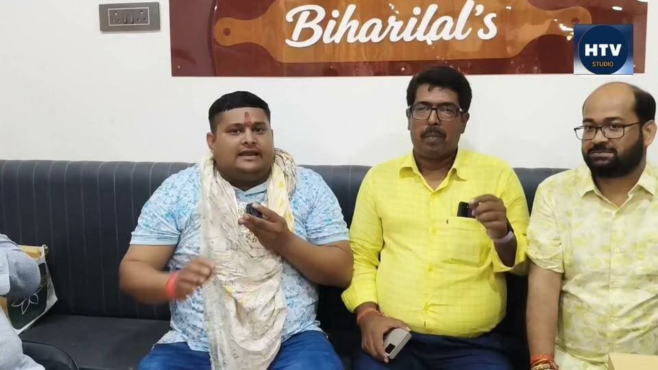 बेगूसराय में बिहारी लाल स्वीट्स का हुआ शुभारंभ पहुंच रहे हैं बहुत सारे सेलिब्रिटी आप भी आए