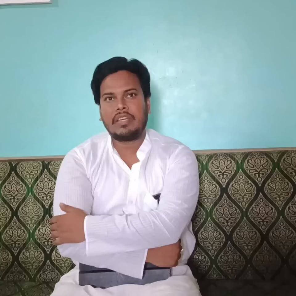 बेगूसराय के बलिया में झंडोत्तोलन प्रोटोकॉल को लेकर वार्ड पार्षद ने क्या कुछ कहा सुनिए।
#BreakingNews #Begusarai