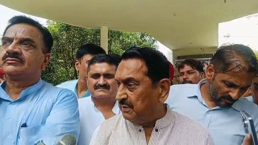 किच्छा विधायक तिलक राज बेहड़ ने मीडिया से की बात