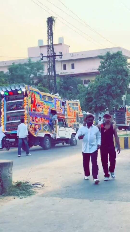 कांवड़ यात्रा में डीजे पिकअप से खतरनाक स्टंट, वीडियो सोशल मीडिया पर वायरल ! #RajasthanNews #LatestNews