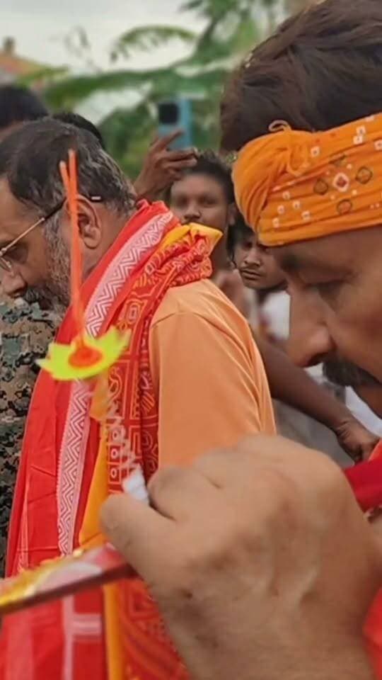 भोजपुरी स्टार गायक अभिनेता मनोज तिवारी और रवि किशन बाबा नगर देवघर में करेंगे नमो सेवा शिविर में करेंगे भक्तों की सेवा