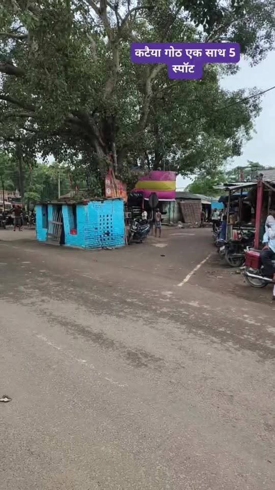 जन्माष्टमी का पूजा पाठ हो रहा था तेज रफ्तार कार में एक साथ 6 लोगों को घसी*टा पांच मौके पर ख*त्म