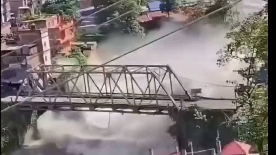तबाही का मंजर नेपाल