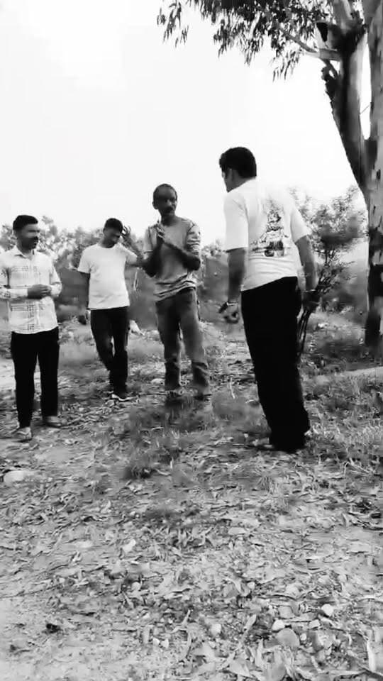 मामूली विवाद ने लिया खौफनाक रूप, मारपीट में 42 वर्षीय धर्मेंद्र की मौत
शाहतलाई क्षेत्र के फगोग गांव में दो लोगों के बीच कहासुनी के बाद हुई मारपीट, आरोपी गिरफ्तार; फोरैंसिक टीम ने जुटाए साक्ष्य