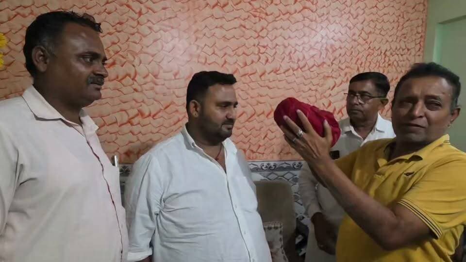 बाड़मेर वार्ड संख्या 19 में दमाराम माली को सवाई सांखला ने दिया समर्थन।