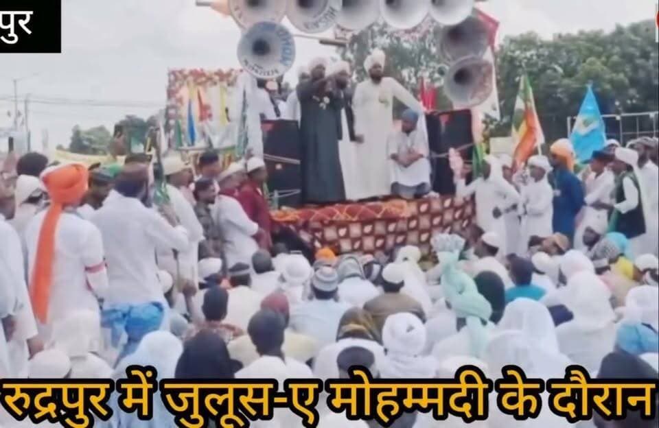 उन्होंने सरकार से बच्चों के लिए पुरानी ईदगाह वाली ज़मीन को बेहतर खेल मैदान और एक्सरसाइज की सुविधाएँ उपलब्ध कराने की मांग की है,