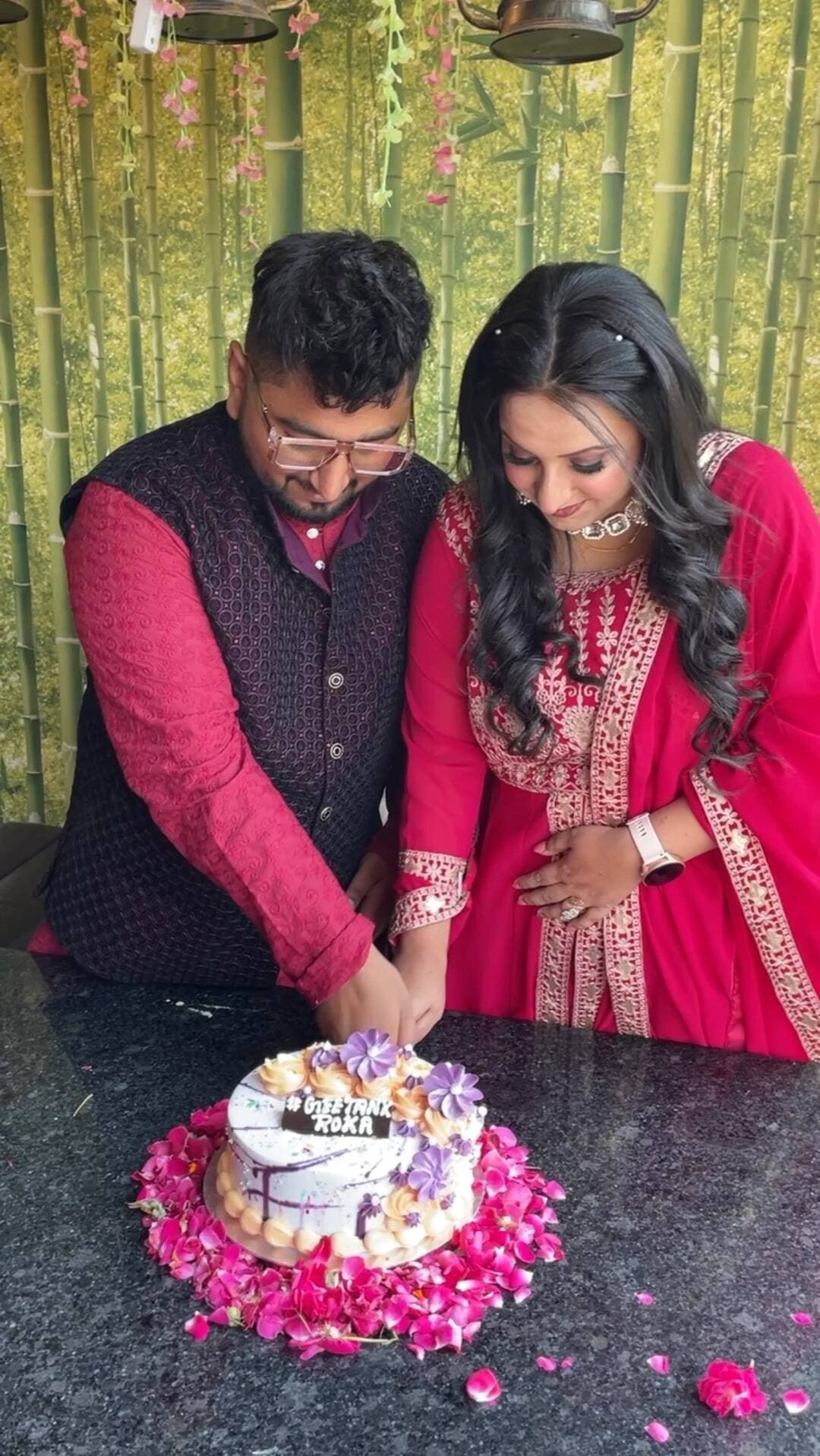 Some Glimpse of Roka Ceremony with @chatpata_india_geet
#reels #viralreels #foodreels #delhifoodshaukeen #roka #marrigevibes #rokaceremony #rokafied #marrige #viralroka #weddingreels #partyreels
