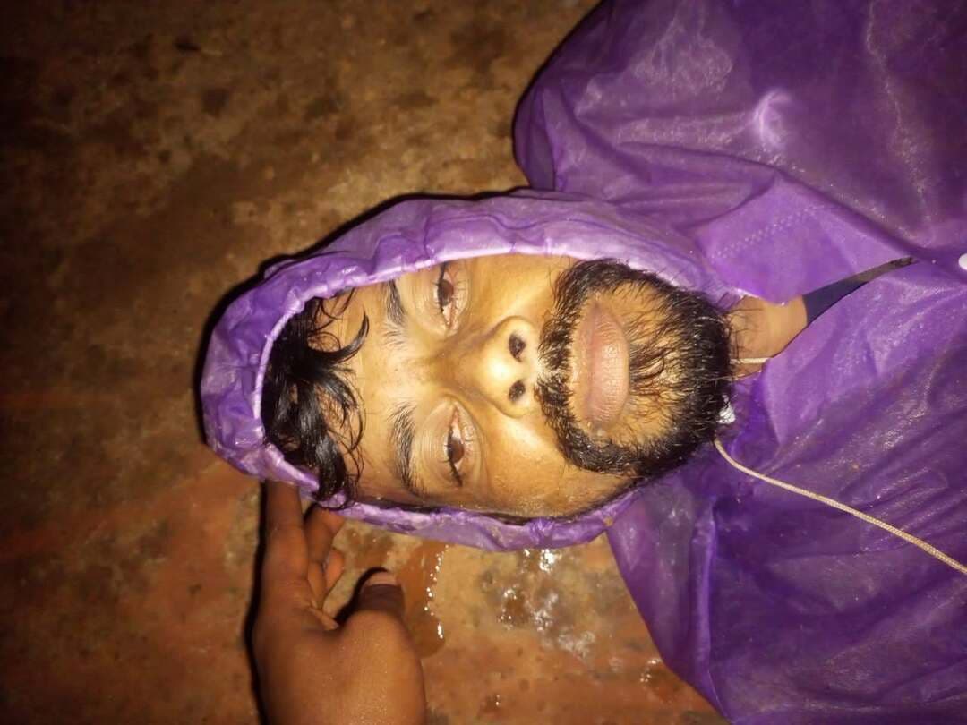 लोहरदगा। महुआ टोली के पास एक युवक के रातभर न*शे की हालत में पड़े रहने की सूचना सामने आई है। बताया जाता है कि युवक महुआ टोली क्षेत्र का ही दामाद है।