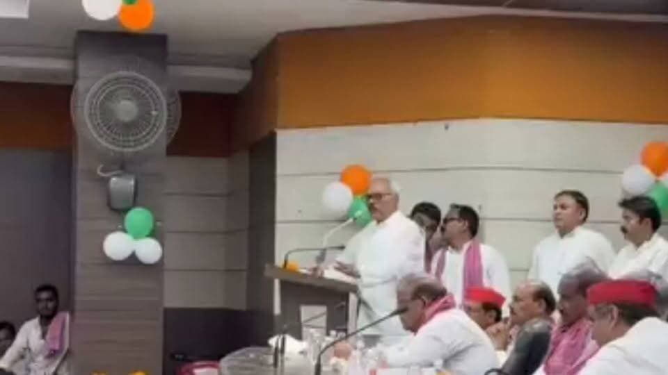 सपा शिक्षक एमएलसी नेता प्रतिपक्ष लाल बिहारी यादव के बयान का भाजपा नेता ने किया पलटवार.....!