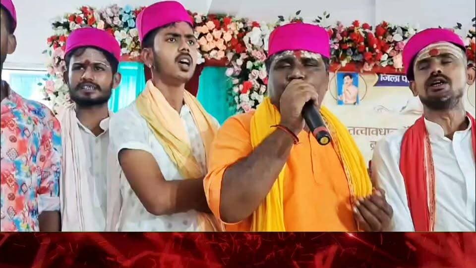 ब्राह्मणों को शिक्षा, नौकरी और राजनीति में उचित भागीदारी मिले : लोकमंच;जिला परिषद स्थित विवाह भवन में ब्राह्मण समाज की बैठक, एकजुट होकर लोकतांत्रिक तरीके से अधिकारों की मांग का लिया संकल्प