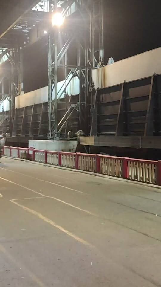 कोसी नदी बढ़ा जलस्तर, लाइव 🚨
#koshibarrage #kosiriver #nepal #FloodAlert #LiveNews