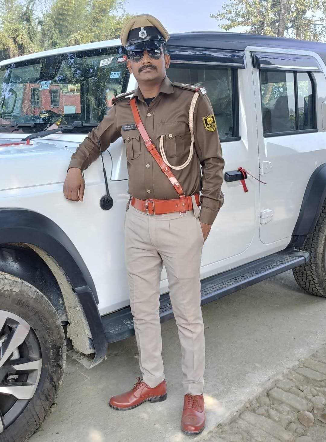 योगापट्टी थाना में करीब 3 वर्षों तक पदस्थापित रहे बड़े भाई संतोष कुमार पाल अब मानपुर थाना के नए थानाध्यक्ष बने हैं।
*नई जिम्मेदारी के लिए हार्दिक बधाई एवं शुभकामनाएं। 💐🙏*