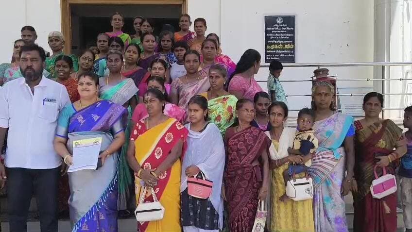 கோவில்பட்டி: கண்மாய் துர்நாற்றத்தால் ஊராட்சி அலுவலகத்தை முற்றுகையிட்ட பொதுமக்கள்