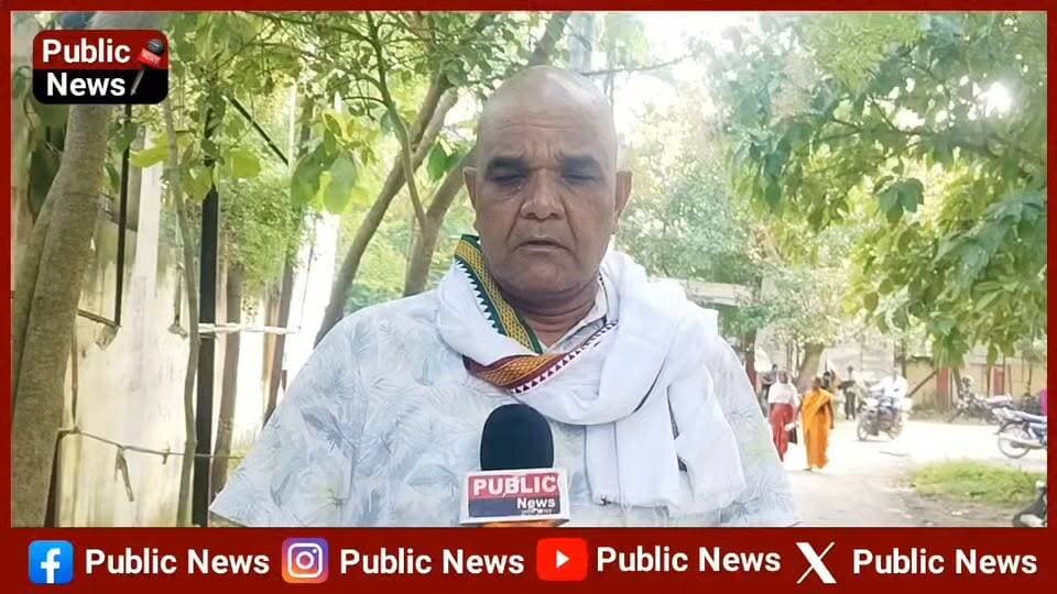 रोहतास में आयोजित जनसुराज की बैठक में महिलाओं के साथ किया गया दोयम दर्जे का व्यवहार!
क्या बांकीपुर से प्रशांत किशोर के चुनाव जीतने के बाद बदल गई महिलाओं के प्रति पार्टी का नजरिया?
