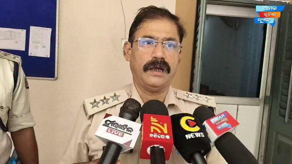 🔴 ଦଶହରା ଲାଗି ପ୍ରସ୍ତୁତି ବୈଠକ..
#amarkuchinda #kuchinda #NewsUpdate