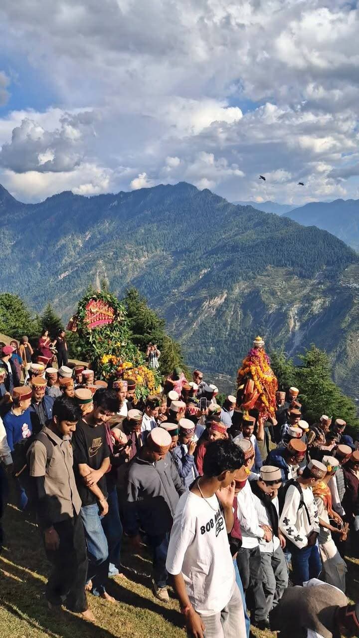 बिजली महादेव देवता जी के मेले की शुरुआत devta🚩 माहूटी नाग जी और बिजली महादेव एक साथ 🙏