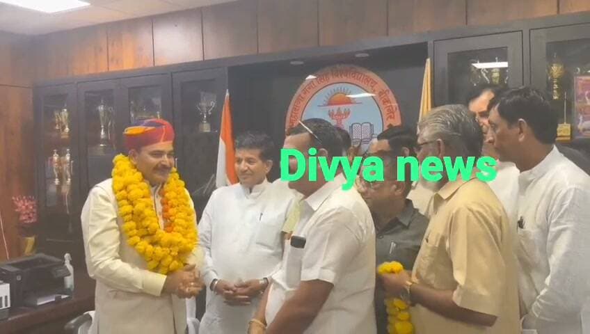 MGSU में भव्य अभिनंदन: नवनियुक्त कुलपति प्रो. नरसी राम विश्नोई का निजी महाविद्यालयों ने किया स्वागत, शिक्षा के विकास को लेकर बनी सहमति, निजी कॉलेजों की समस्याओं के समाधान के लिए जिलेवार बैठकों का प्रस्ताव, परीक्षा प्रणाली में पारदर्शिता और शैक्षणिक सत्र नियमित करने पर कुलपति ने दिया जोर