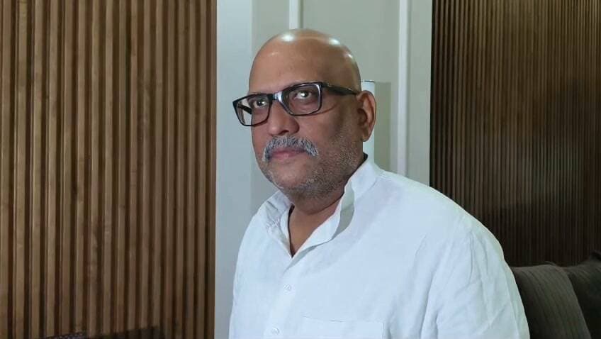 "आखिरी दम तक इनके साथ खड़े रहेंगे.."
प्रदेश अध्यक्ष पद से हटाए जाने पर अजय राय का भावुक कर देने वाला बयान...