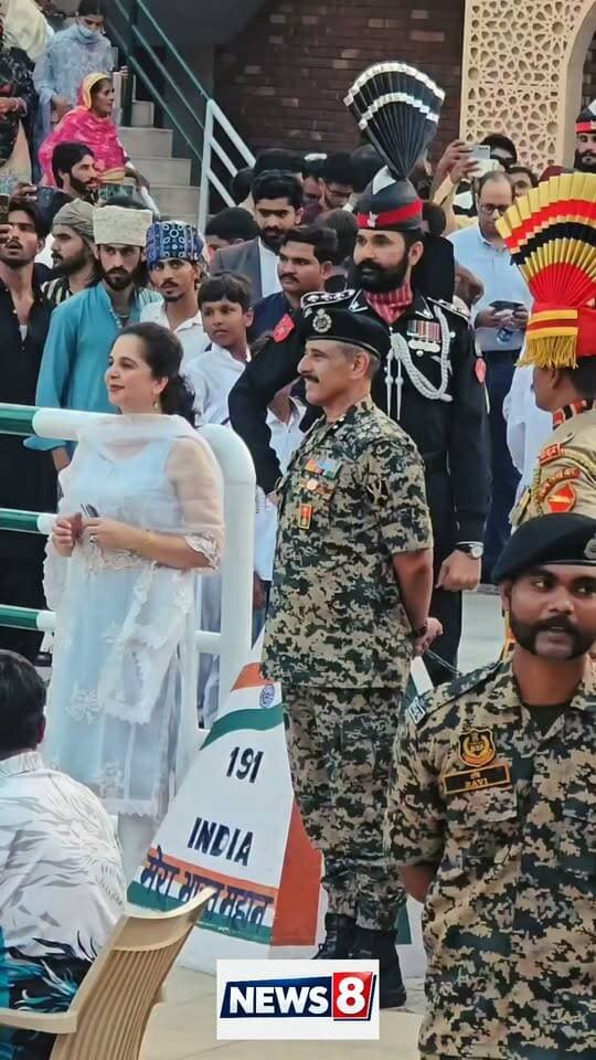 सैल्यूट है अपने देश पर,,भारत पाकिस्तान के सरहद पर BSF के सम्मान में पाकिस्तान के रेंजर ने दिया सम्मान,, BSF के अधिकारी को किया सैल्यूट,, #वायरल
