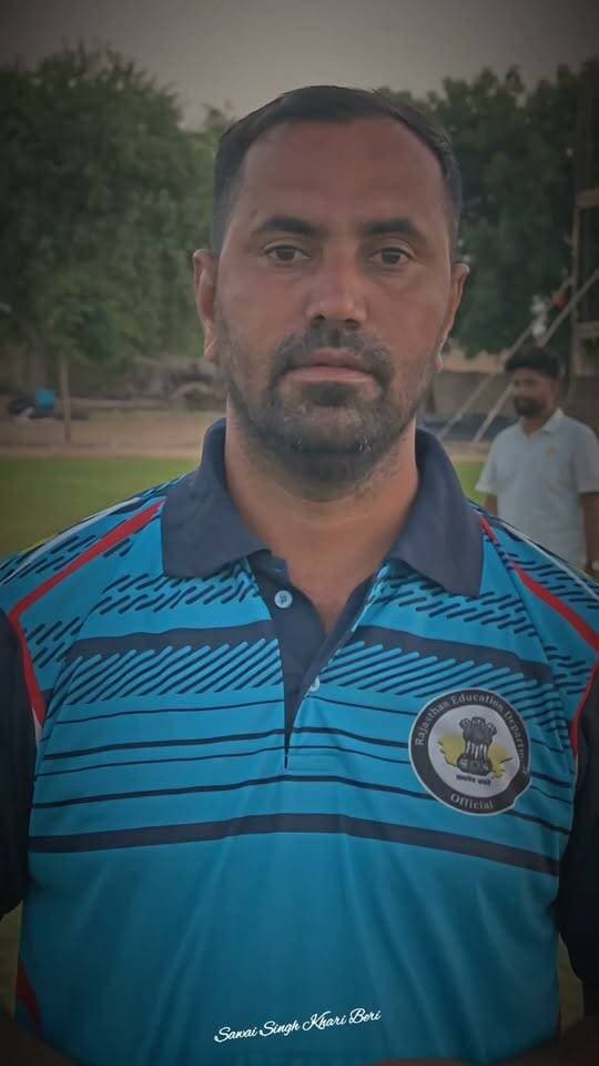 PTI ज्ञान सिंह बोले शेरगढ़ विधानसभा राज्यस्तरीय फुटबॉल प्रतियोगिता शानदार श्री आईनाथ एकेडमी की व्यवस्था...