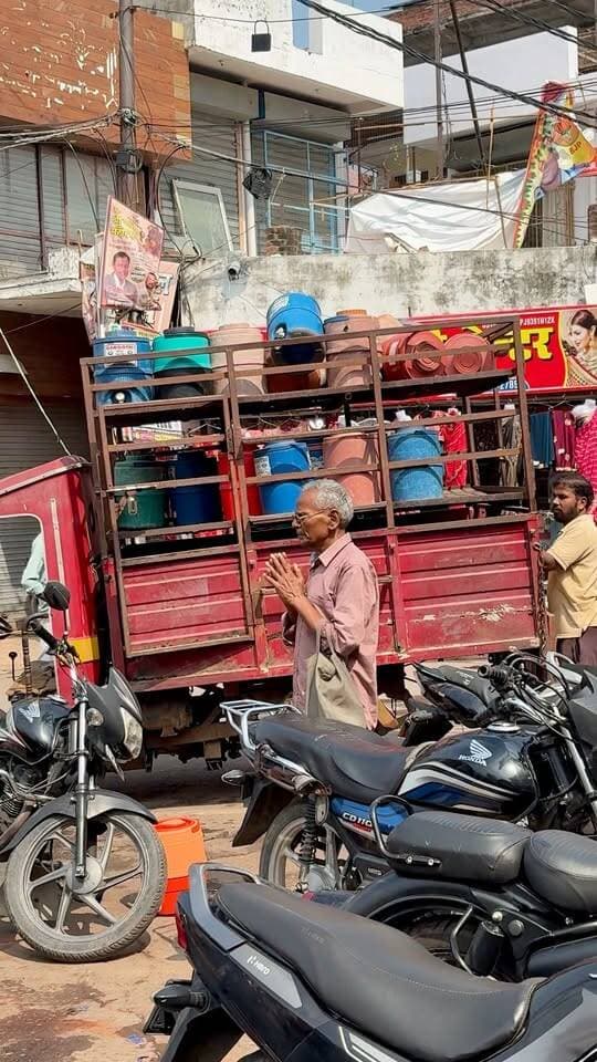 आज के दिन का बाराबंकी का सबसे खूबसूरत वीडियो बस यही है, कमेंट करके जय बजरंगबली लिखना ना भूलें। #viralpost #barabankiupdates #viralvideo