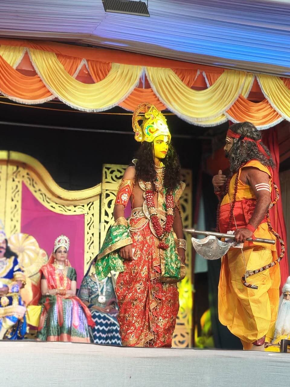 श्रीनगर की रामलीला में गूंजे लक्ष्मण-परशुराम संवाद, सीता स्वयंवर का भव्य मंचन...see more