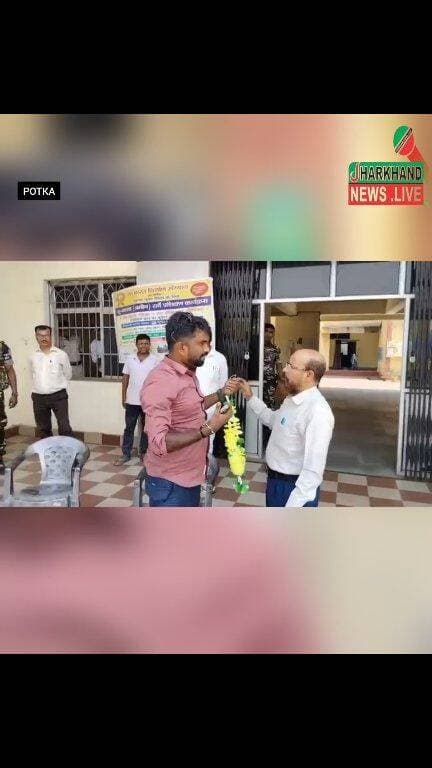 लेटलतीफ अधिकारियों-कर्मचारियों पर भड़के MLA संजीव सरदार, मुख्य द्वार पर कुर्सी लगाकर घंटों बैठे !