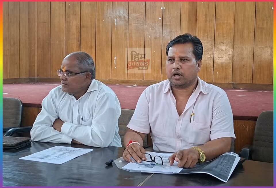 **हरिद्वार-रुड़की विकास प्राधिकरण में नक्शा स्वीकृति को लेकर सवाल
शिकायत में नियमों के विपरीत मानचित्र स्वीकृत करने के आरोप, निष्पक्ष जांच और कार्रवाई की मांग।**