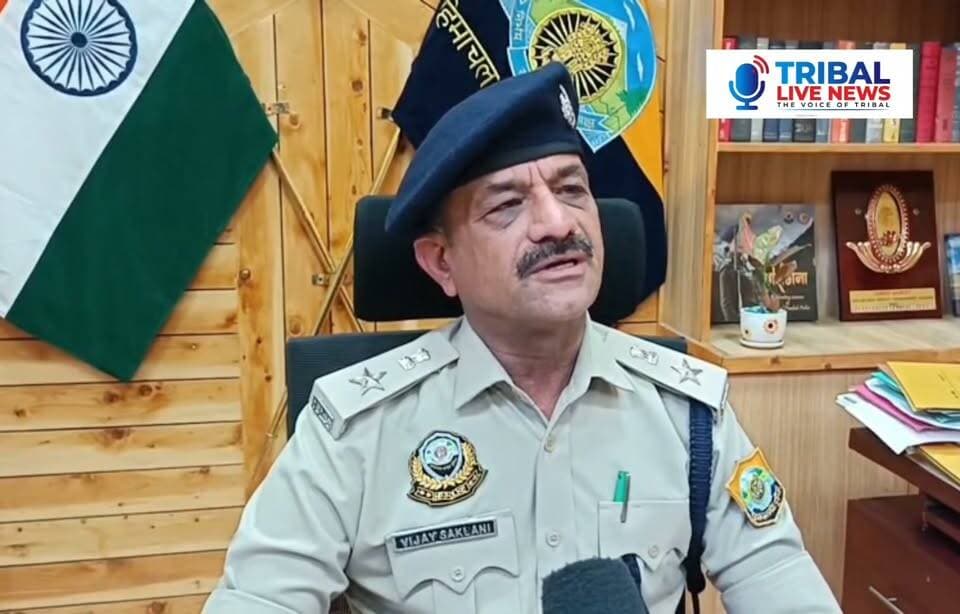 एक आरोपी गिरफ्तार, पूछताछ जारी
पुलिस अधीक्षक विजय सकलानी ने बताया कि मामले में एक आरोपी को गिरफ्तार किया गया है और उससे पूछताछ की जा रही है। पुलिस पूरे मामले की जांच कर रही है। जांच के आधार पर आगे की कार्रवाई की जाएगी।
बाइट: विजय सकलानी, पुलिस अधीक्षक, चम्बा।