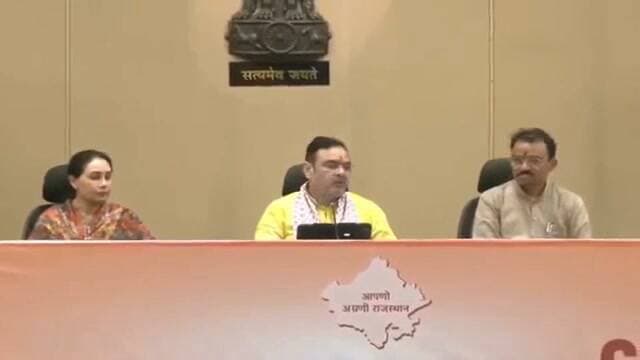 राजस्थान कैबिनेट का बड़ा फैसला
राजस्थान की ताजा खबरों के लिए जुड़े रहें KG News Rajasthan के साथ।
#RajasthanNews #BhajanlalSharma #PMModi #RajasthanCabinet #KGNewsRajasthan Part 21