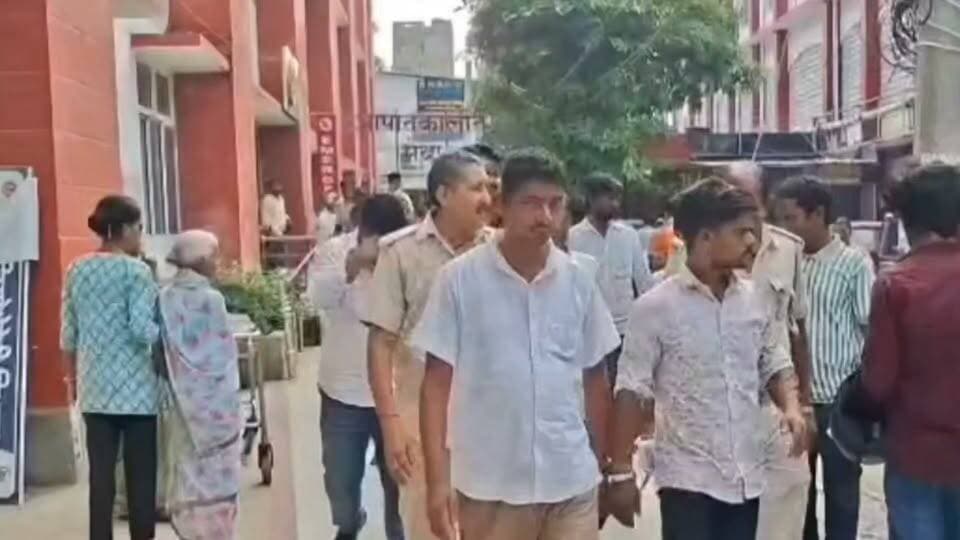 बेगूसराय में दुर्गा पूजा से पहले शराब माफियाओं पर कार्रवाई 20 से ज्यादा लोगों को किया गया गिरफ्तार