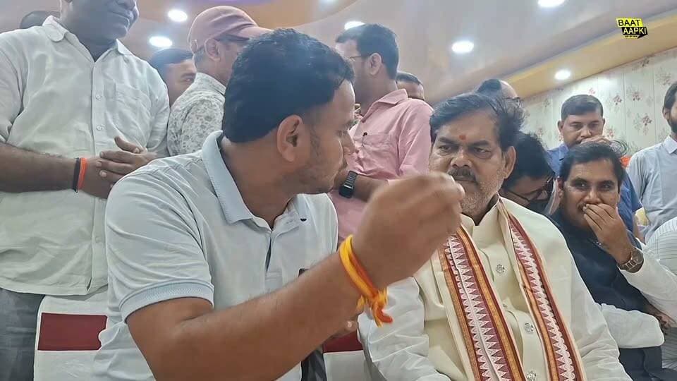 शिक्षा मंत्री मिथिलेश तिवारी ने शिक्षकों को दी नसीहत, बोले—सिर्फ हाजिरी से नहीं चले